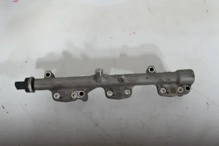 Acquista il Rail del carburante completo di sensore BMW 3 3.0 (F30/F31) 2012-2019 13537639975 18323 per 100 € ⏩ Autoriccio