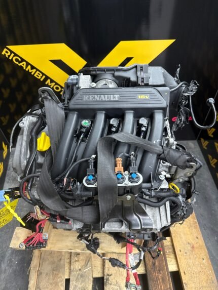 Motore Dacia Duster Sandero K4MA6 1.6 benzina 16V 4x2